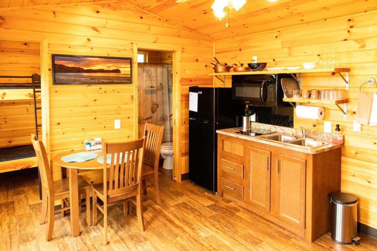 Crescent Beach And Rv Park 포트앤젤레스 외부 사진